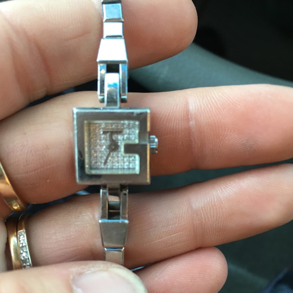Authentic Gucci watch - Picture 2 of 4
